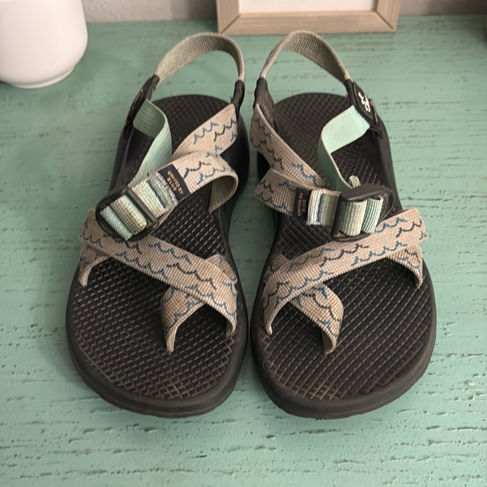 Women chacos SZ 7